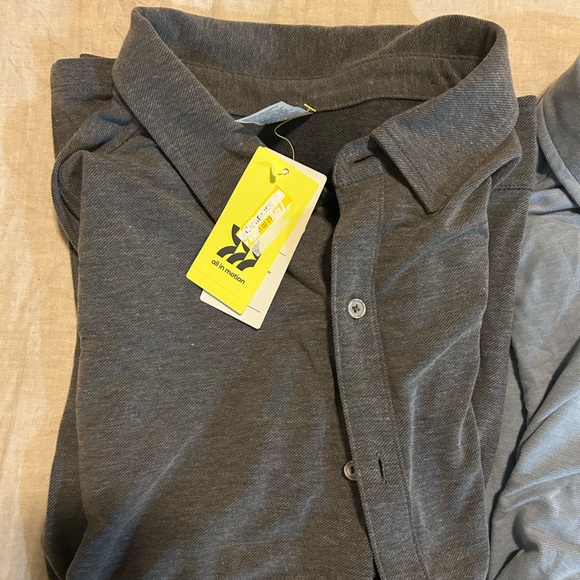 All In Motion Button Down Lot - Picture 2 of 6